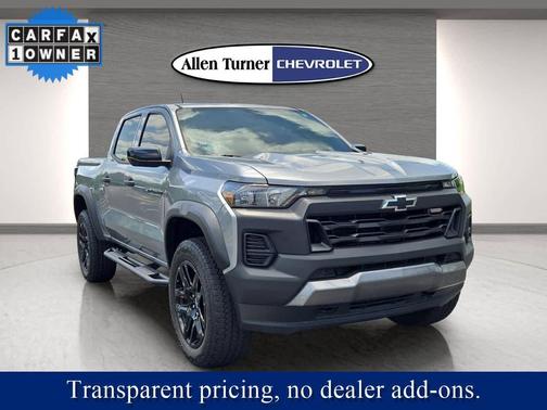 Sterling Gray Metallic 2023 Chevrolet Colorado Trail Boss
