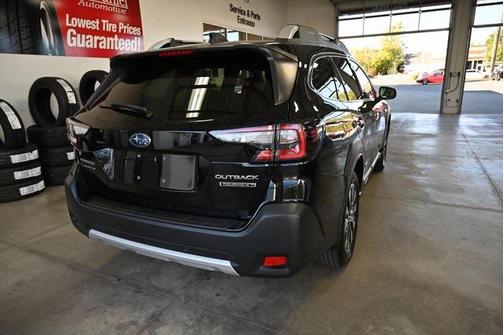 2024 Subaru Outback Touring XT