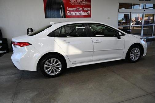 2024 Toyota Corolla Hybrid LE