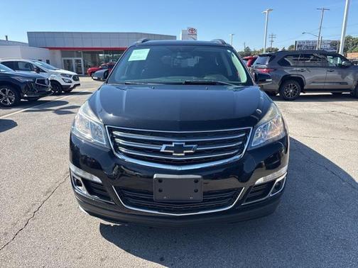 2017 Chevrolet Traverse 2LT