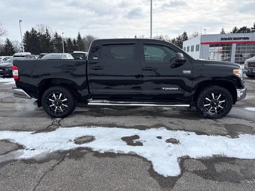 2016 Toyota Tundra SR5