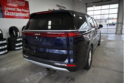 2022 Kia Carnival LXS