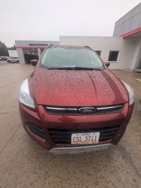 Ruby Red Metallic Tinted Clearcoat 2015 Ford Escape SE