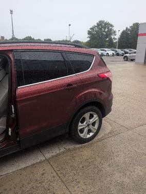 Ruby Red Metallic Tinted Clearcoat 2015 Ford Escape SE