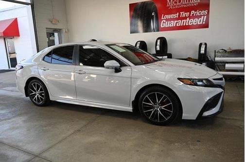 2023 Toyota Camry SE