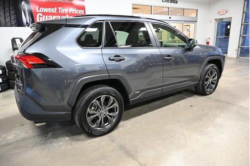 2023 Toyota RAV4 Hybrid XLE Premium