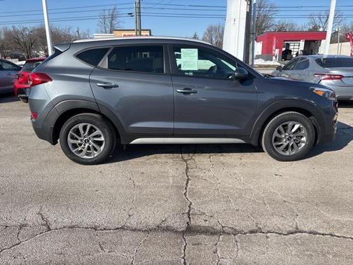 2018 Hyundai TUCSON SEL
