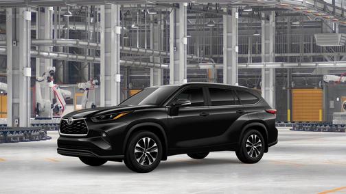 Black 2026 Toyota Highlander XLE