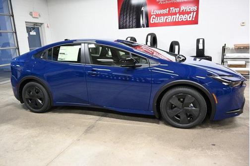 2026 Toyota Prius Plug-In Hybrid SE