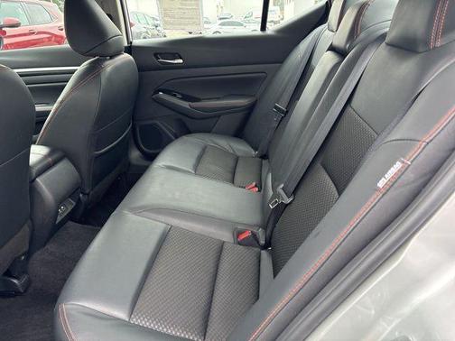 2025 Nissan Altima SR FWD