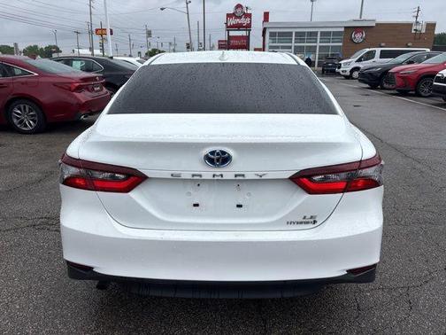 White 2022 Toyota Camry LE