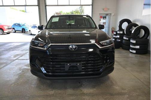 Midnight Black Metallic 2024 Toyota Grand Highlander XLE