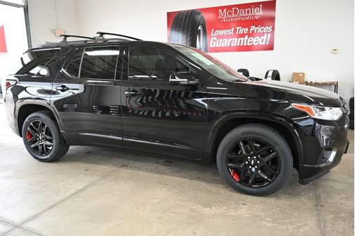 Mosaic Black Metallic 2019 Chevrolet Traverse Premier