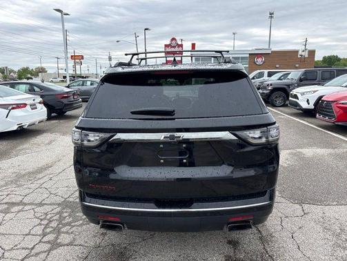 Mosaic Black Metallic 2019 Chevrolet Traverse Premier