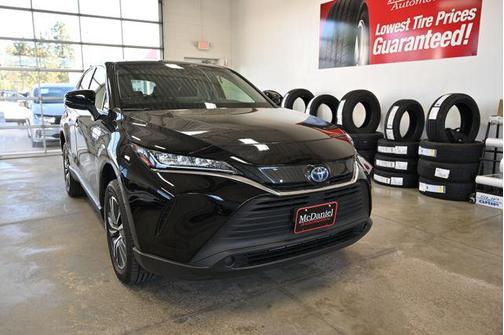 Black 2022 Toyota Venza LE