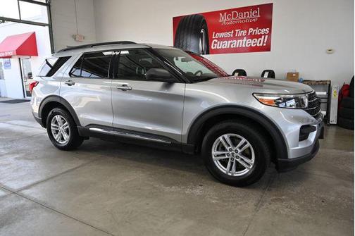 Iconic Silver Metallic 2020 Ford Explorer XLT