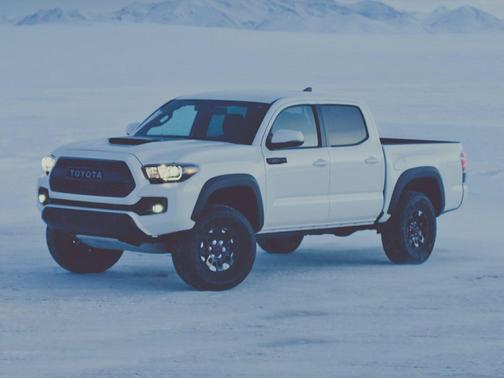 Midnight Black Metallic 2018 Toyota Tacoma TRD Pro