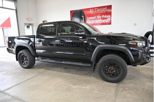 Midnight Black Metallic 2018 Toyota Tacoma TRD Pro