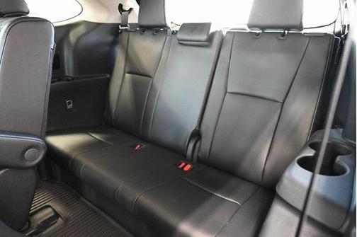 2025 Toyota Highlander Hybrid XLE