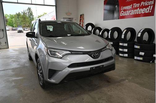 Silver Sky Metallic 2017 Toyota RAV4 LE