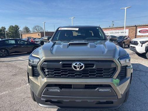 2025 Toyota Tacoma TRD Sport