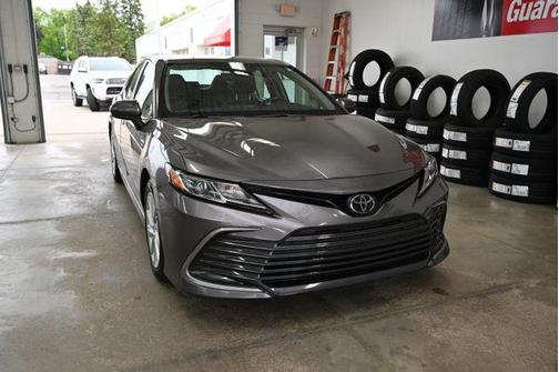Predawn Gray Mica 2022 Toyota Camry LE