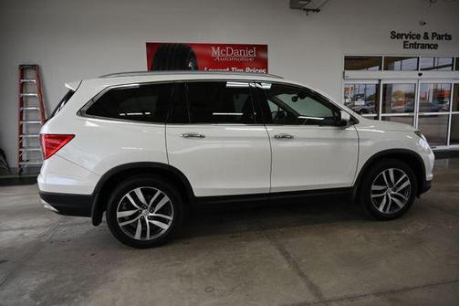 White Diamond Pearl 2018 Honda Pilot Elite