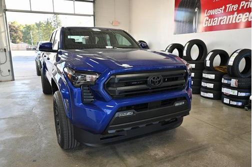 2025 Toyota Tacoma SR5