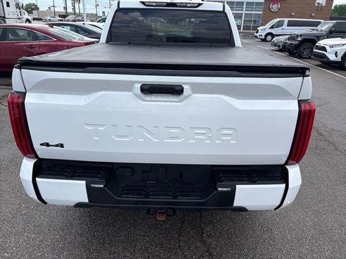 Ice Cap 2023 Toyota Tundra SR5