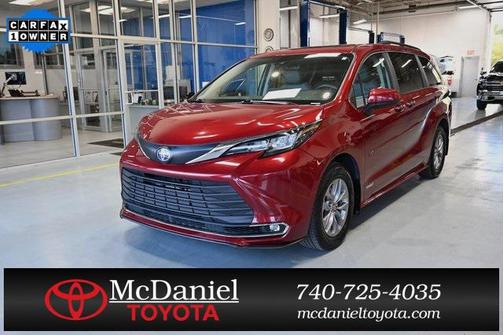 2021 Toyota Sienna XLE 8 Passenger