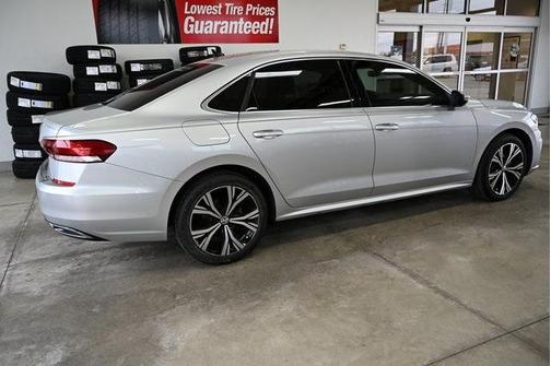 2021 Volkswagen Passat 2.0T SE