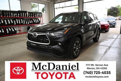 Midnight Black Metallic 2023 Toyota Highlander XLE