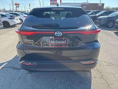 Black 2023 Toyota Venza LE