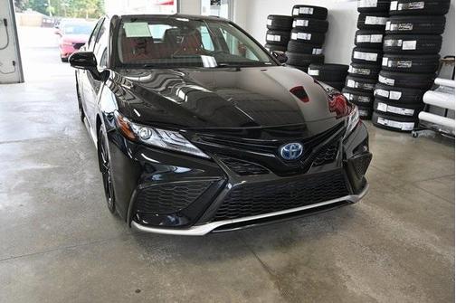 2023 Toyota Camry Hybrid XSE