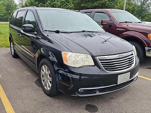 2012 Chrysler Town & Country Touring