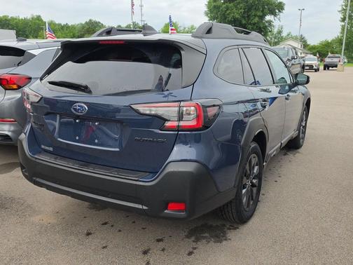 Cosmic Blue Pearl 2024 Subaru Outback Onyx Edition