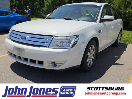 White Sand Clearcoat Metallic Tri-Coat 2009 Ford Taurus SE