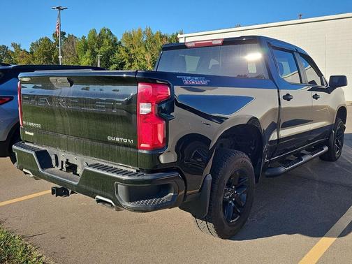 2020 Chevrolet Silverado 1500 Custom Trail Boss