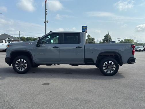 2024 Chevrolet Silverado 2500 Custom