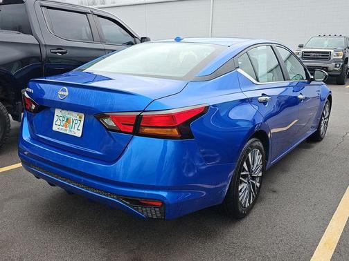 Bluestone Pearl 2025 Nissan Altima SV FWD