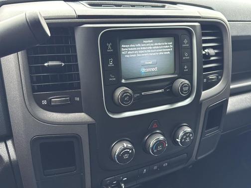 True Blue Pearlcoat 2018 RAM 2500 Tradesman Crew Cab 4x4 6'4' Box