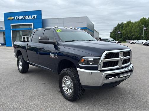 True Blue Pearlcoat 2018 RAM 2500 Tradesman Crew Cab 4x4 6'4' Box