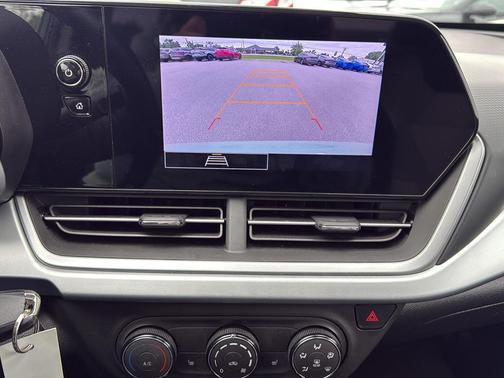 Cacti Green 2024 Chevrolet Trax FWD 1RS