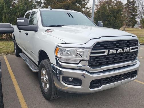2024 RAM 2500 Big Horn Crew Cab 4x4 8' Box