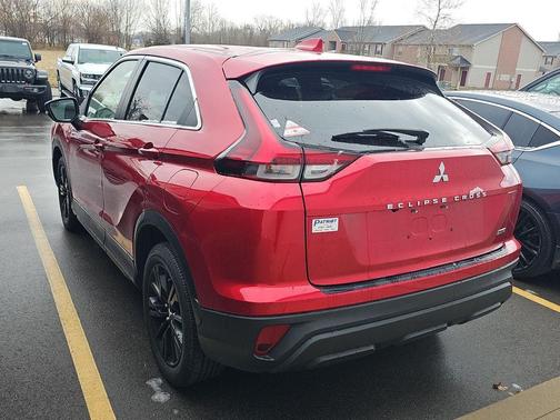 2023 Mitsubishi Eclipse Cross LE