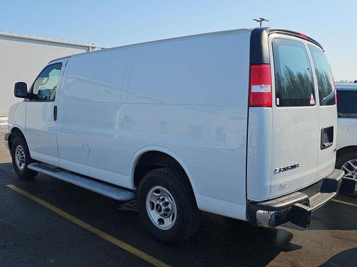 2024 GMC Savana 2500 Work Van