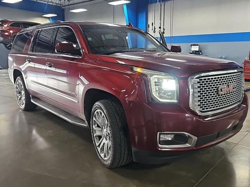 2017 GMC Yukon XL Denali