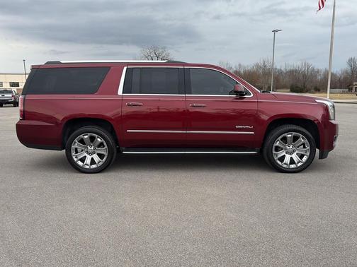 2017 GMC Yukon XL Denali