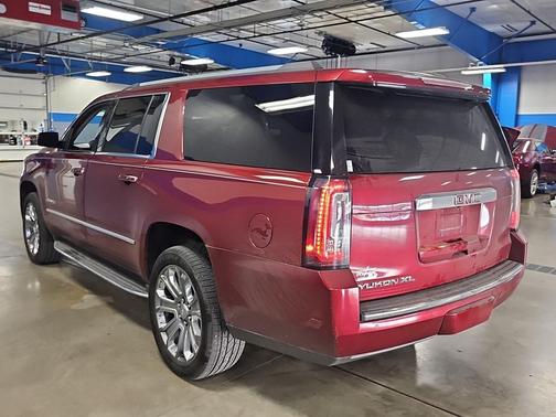 2017 GMC Yukon XL Denali