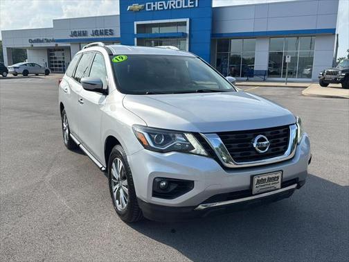 2019 Nissan Pathfinder SV